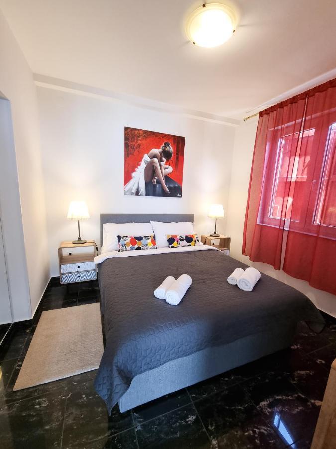 Apartments Paradiso Пула Екстер'єр фото